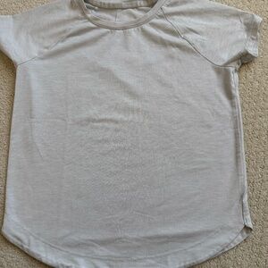 Athleta Girl Gray Comeback Tee size 6